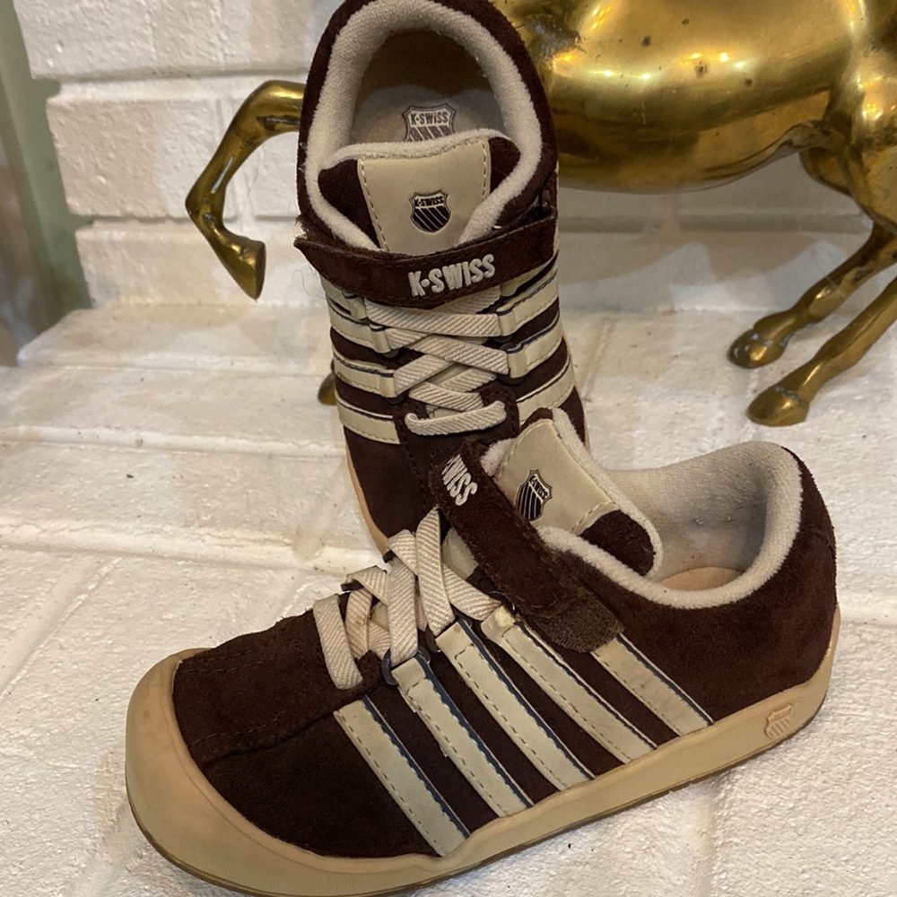 K Swiss leather tennis shoes